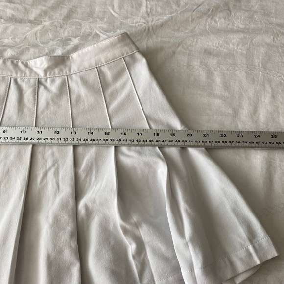 Dynamite Women's White Pleated A-line Schoolgirl Mini Skirt Size Medium - Picture 10 of 11